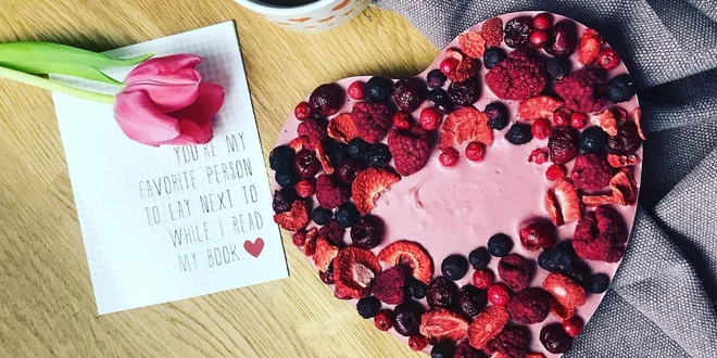 Sladký darček: čokoládové srdce s nápisom