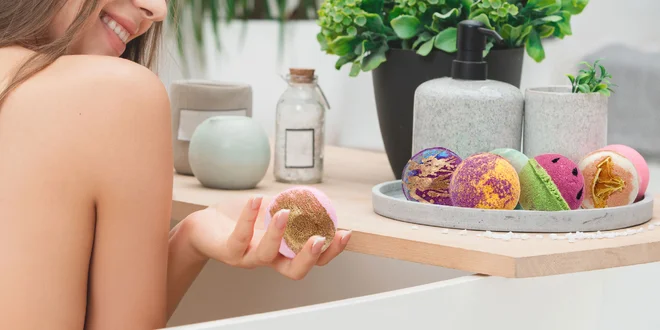 Šumivé guľôčky do kúpeľa s rôznymi vôňami