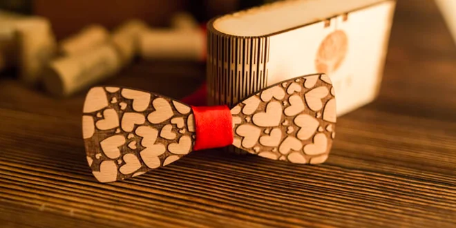 Krásne drevené motýliky pre pánov