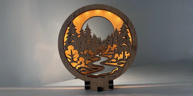 Dizajnové svetelné hodiny a lampy s prírodnými motívmi