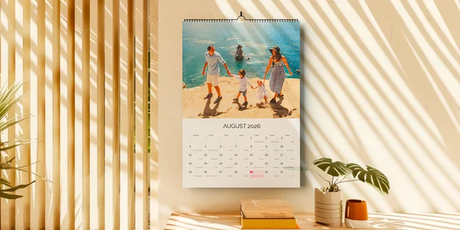 Nástenné kalendáre či stolový z vašich fotografií