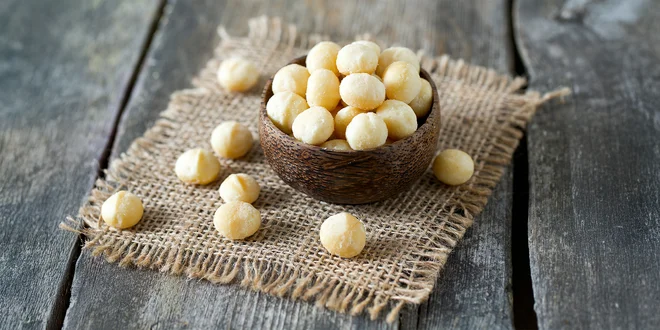 Orechy a mandle na maškrtenie v práci aj doma!