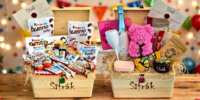 Truhly plné dobrot a zamčené na zámek se šifrou