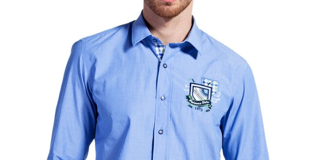 Pánská světle modrá košile s ozdobnými detaily Galvanni