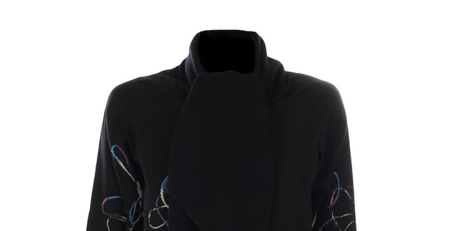 Dámský krátký černý kabátek s barevným vzorem Gémo