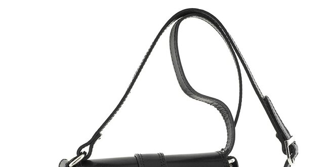 Dámská černá kožená kabelka s klopou Classe Regina