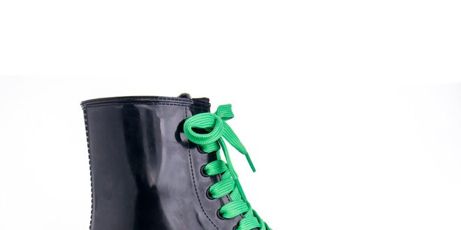 Dámské černé boty se zelenými tkaničkami Via Bellucci