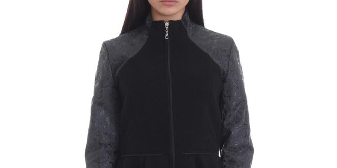 Dámský černý kabát s kontrastními rukávy Caramella Fashion