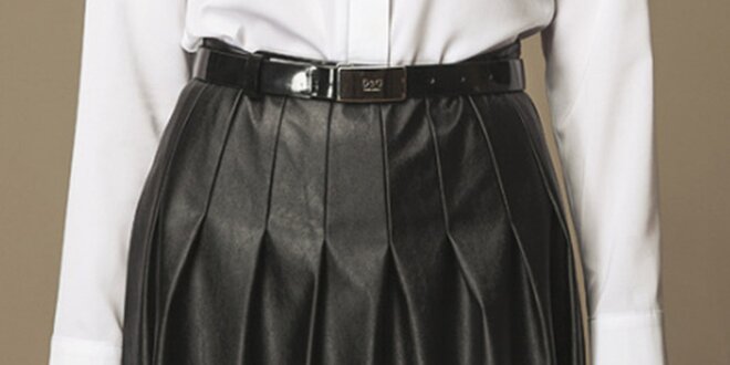 Dámská černá skládaná koženková sukně Ambigante