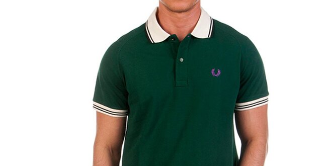 Pánské tmavě zelené polo triko s fialovou výšivkou Fred Perry