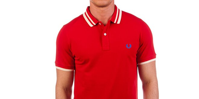 Pánské červené polo triko s modrou výšivkou Fred Perry