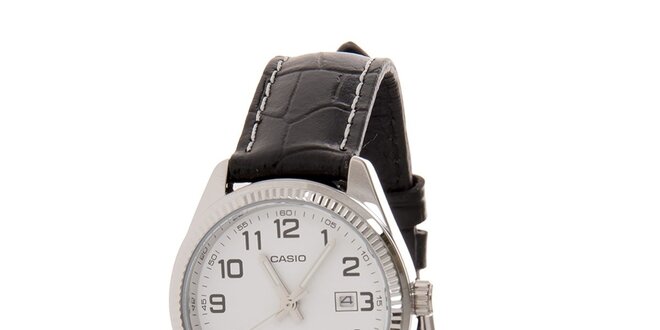 Dámské ocelové hodinky Casio s černým koženým řemínkem
