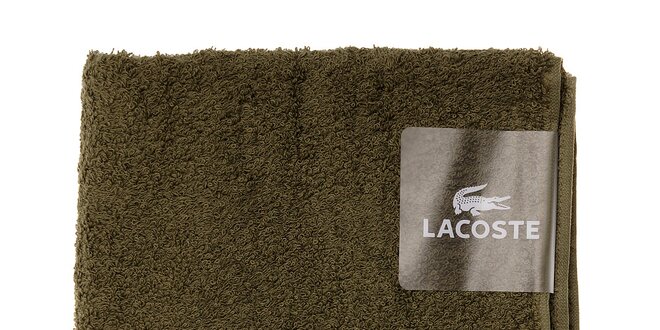 Mechově zelený ručník Lacoste