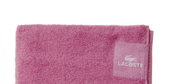Větší světle růžový ručník Lacoste