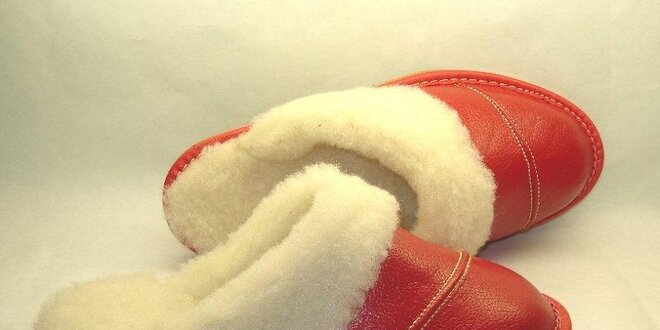 Dámské pantofle červené s nízkým podpatkem (41)