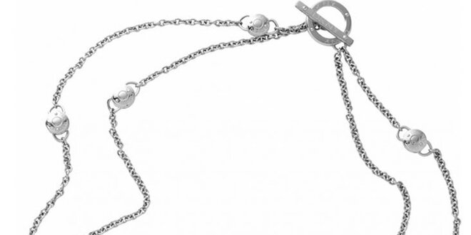 Dámský náhrdelník ve stříbrné barvě DKNY