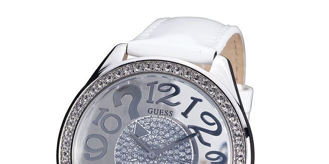 Dámské hodinky s kamínky a bílým páskem z kůže Guess