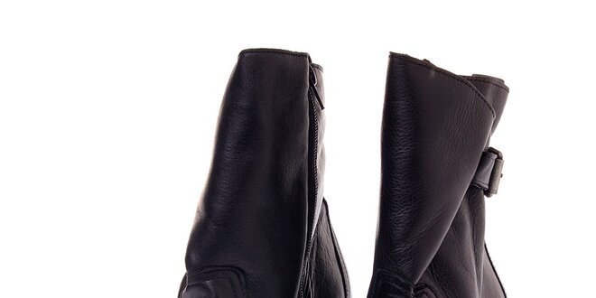 Dámské černé kožené boty Buffalo na vysokém klínu
