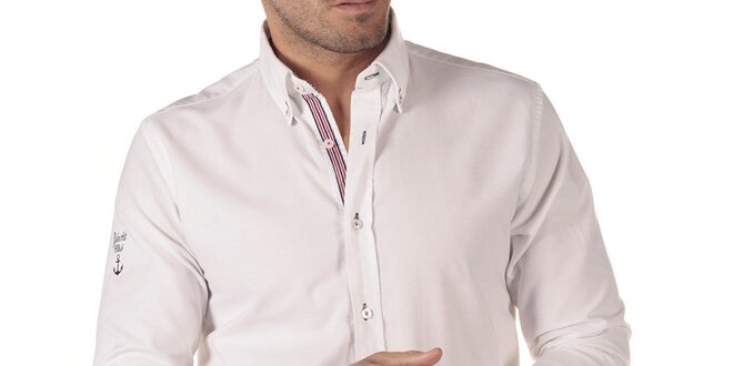 Pánská bílá košile s výšivkou CLK