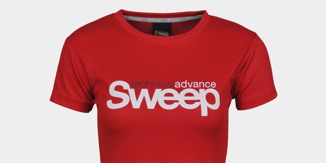Dámské červené tričko s krátkým rukávem a značkou Sweep