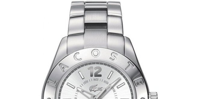 Dámské ocelové hodinky se jménem výrobce na lunetě Lacoste