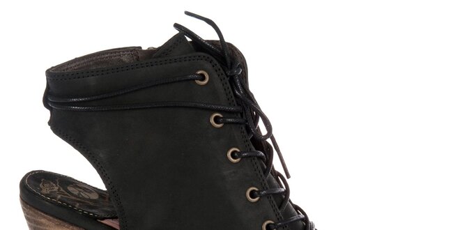Dámské černé kotníkové boty Hudson s vykrojenou špičkou a patou