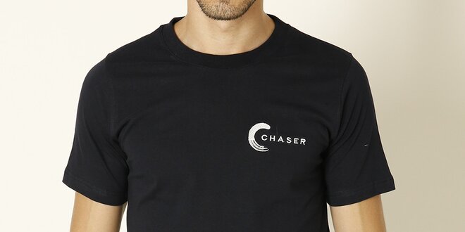 Pánské tmavě modré tričko s bílým nápisem Chaser