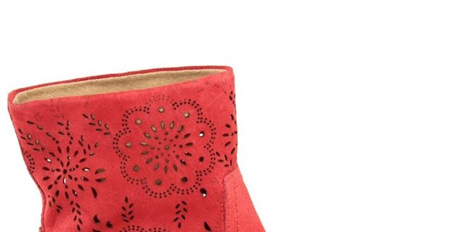 Dámské červené kotníčkové boty s perforací Giorgio Picino