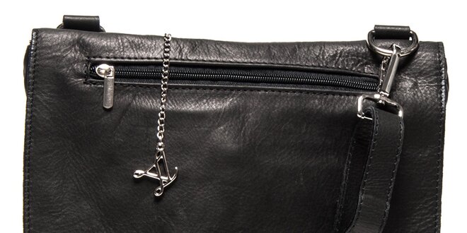 Dámská černá kožená kabelka s klopou Luisa Vannini