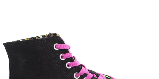 Dámské černé textilní tenisky s barevnými detaily Converse