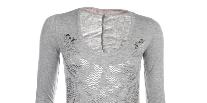 Dámské světle šedé prodloužené tričko s dekorativní aplikací Phard