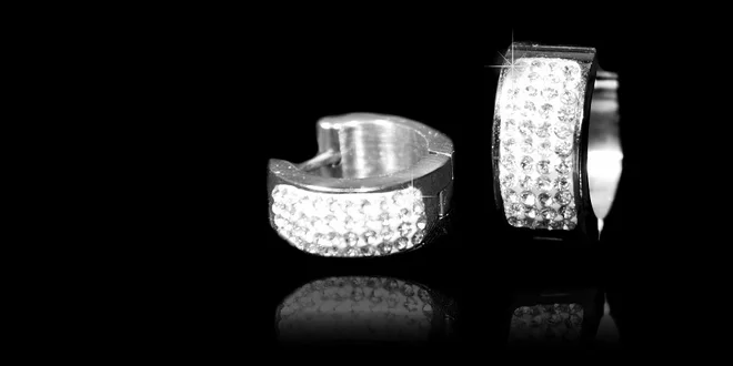 Třpytivé náušnice z chirurgické oceli se zirkony