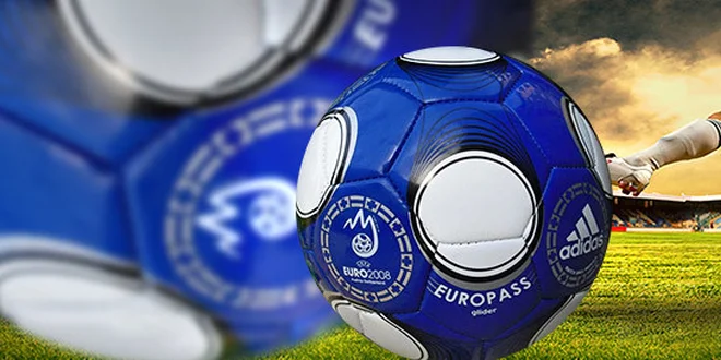 Futbalová lopta Adidas Europass glider