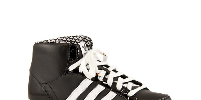 Černé kožené kotníkové tenisky Adidas s bílými proužky