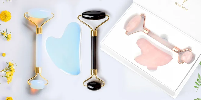 Dárkové sety facerolleru a masážního kamene gua sha