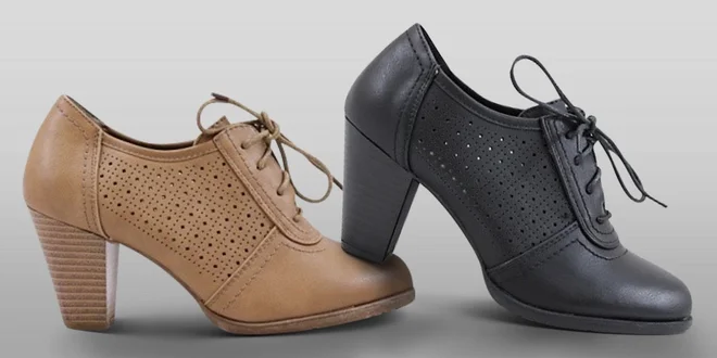 Krásné podzimní polobotky s dírkováním