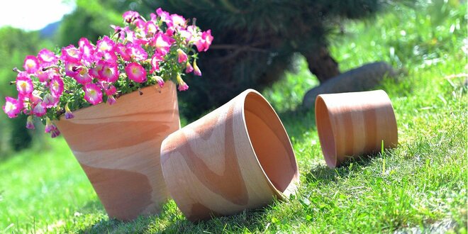 Mrazuvzdorné ručně vyráběné květináče Deroma z Itálie