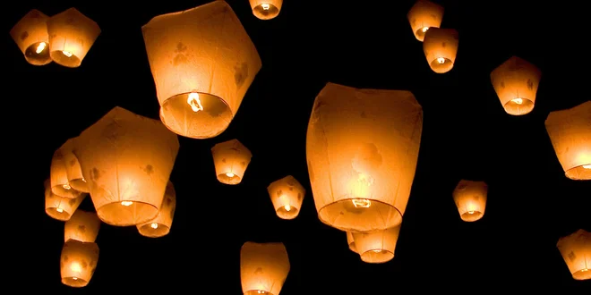 Vypusťte létající lampiony štěstí a přání