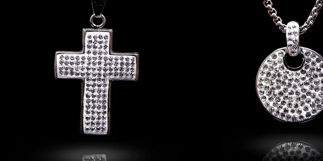 Třpytivý šperk z chirurgické oceli s řetízkem - křížek nebo moderní ovál