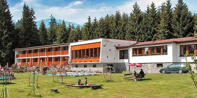 3-5denní podzimní pobyt na Lipně: Polopenze i whirlpool a sauna