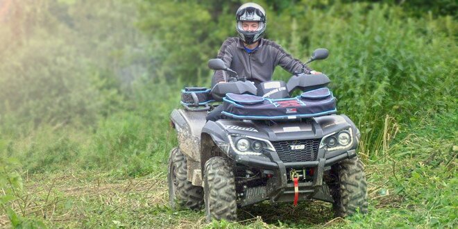 Zapůjčení extrémně výkonné čtyřkolky