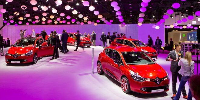 Paříž s ubytováním a vstupenkou na autosalon