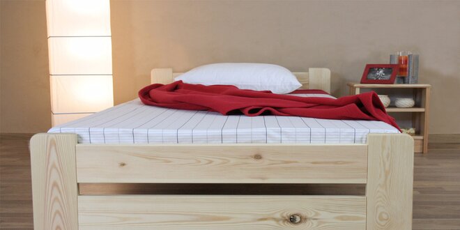Masivní dřevěná postel s matrací i roštem nebo bez matrace
