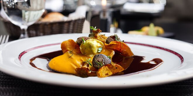Zvěřinové menu pro 2 v zámecké restauraci