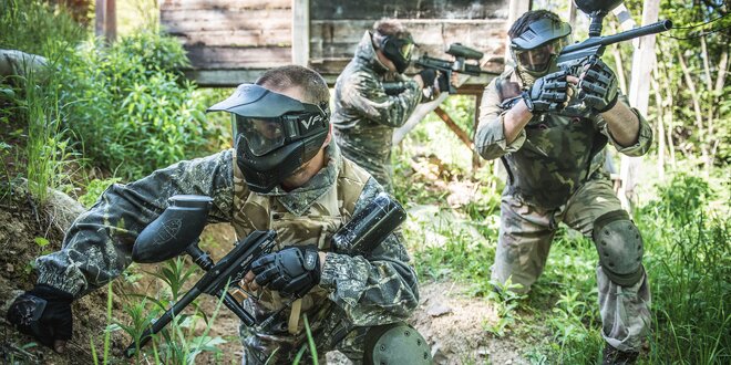 4 hodiny akce na venkovním paintballovém hřišti
