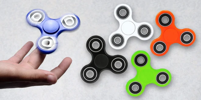 Populární antistresová hračka Fidget Spinner
