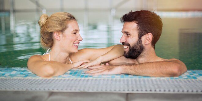 Relax pro dva: 1,5 h ve vířivce a solné jeskyni