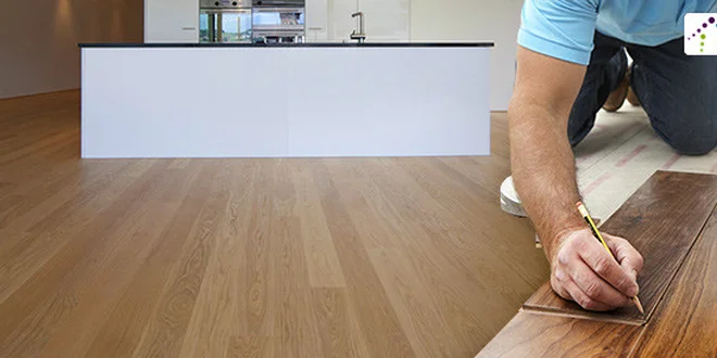 Renovace nebo nákup nové  dřevěné či vinylové podlahy