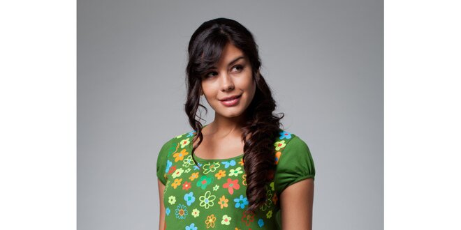 Dámské zelené tričko Como Una Regadera s květinovým motivem