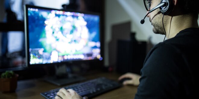 Pronájem PC nebo komplet herní místnosti na celý den